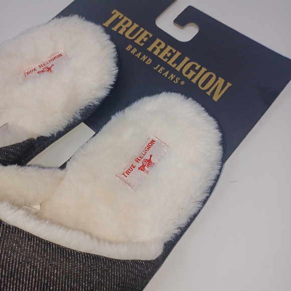 Tru Religion Slippers - Picture 8 of 8